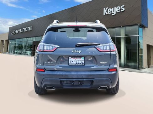 Used 2020 Jeep Cherokee Latitude Plus w/ Cold Weather Group AWD/4WD image 6
