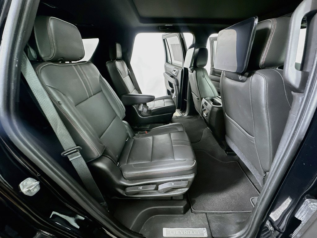 Used 2021 Chevrolet Tahoe RST w/ Luxury Package AWD/4WD image 12