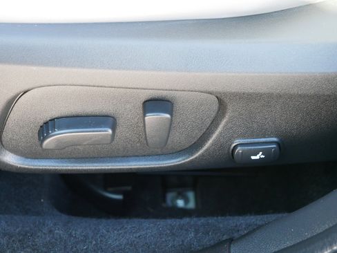 Used 2017 Subaru Forester 2.5i Limited image 20