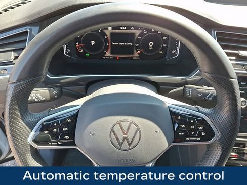 Used 2022 Volkswagen Tiguan SEL R-Line image 4