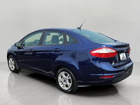 Used 2016 Ford Fiesta SE w/ Cold Weather Package FWD image 6