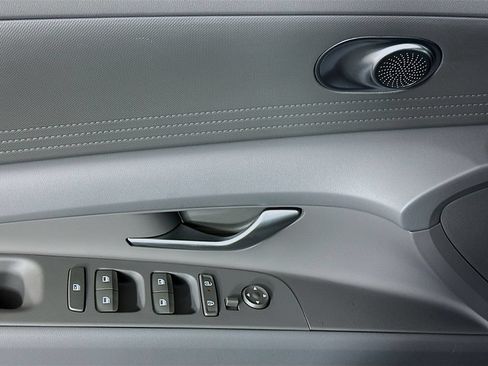New 2026 Hyundai Elantra SE w/ Cargo Package FWD image 18