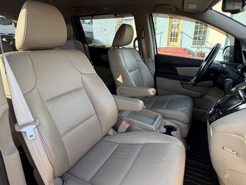 Used 2016 Honda Odyssey EX-L image 28