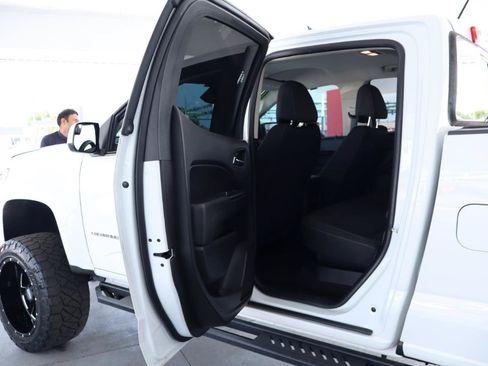 Used 2018 Chevrolet Colorado LT w/ LT Convenience Package RWD image 31