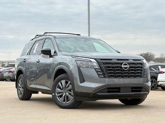 New 2026 Nissan Pathfinder SV video 2