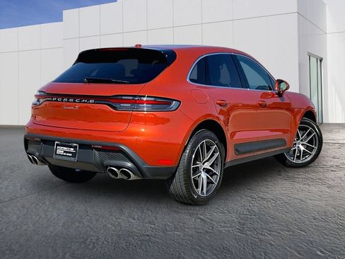 Certified 2022 Porsche Macan S AWD/4WD image 7