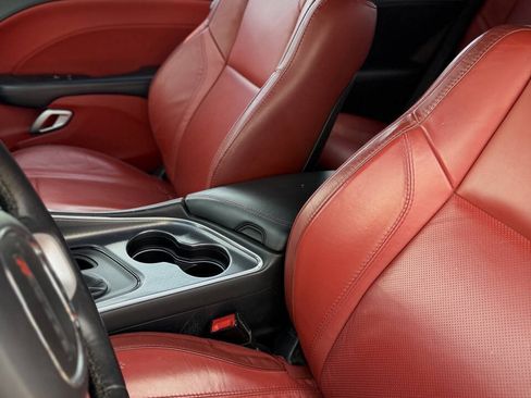Used 2015 Dodge Challenger SXT Plus w/ Technology Group RWD image 17