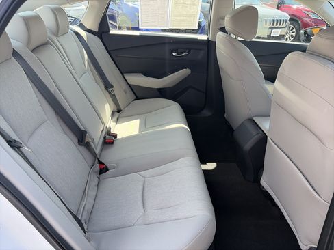 Certified 2023 Honda Accord EX image 15