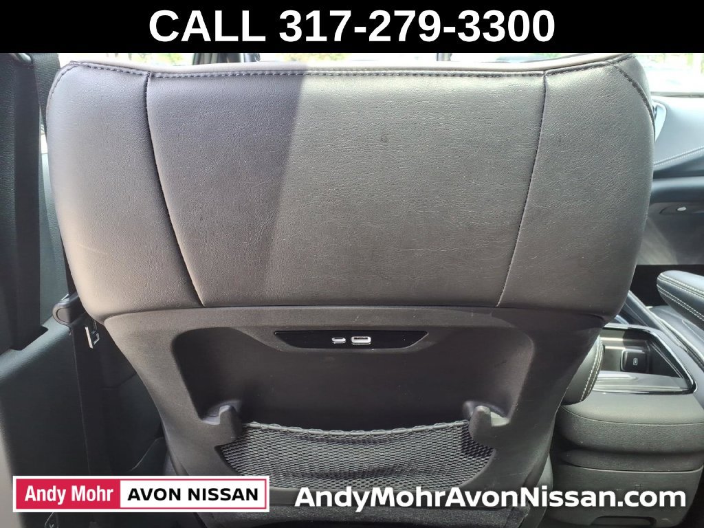 Used 2026 Chrysler Pacifica Limited w/ S Appearance Package FWD image 34