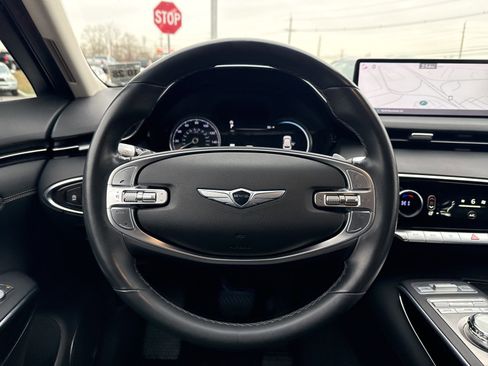 Used 2023 Genesis GV70 2.5T w/ Winter Weather Package image 18