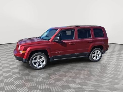 Used 2012 Jeep Patriot Latitude w/ Sun/Sound Group image 4