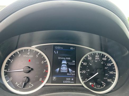 Used 2019 Nissan Sentra SV w/ Special Edition Package FWD image 16