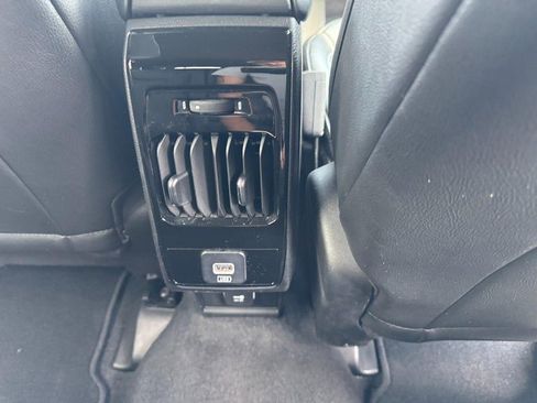 Used 2025 Jeep Compass Limited AWD/4WD image 19