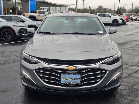 Used 2025 Chevrolet Malibu LS FWD image 9