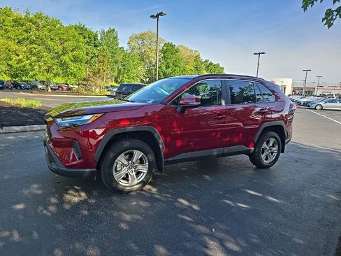 Used 2024 Toyota RAV4 XLE w/ Convenience Package AWD/4WD image 3