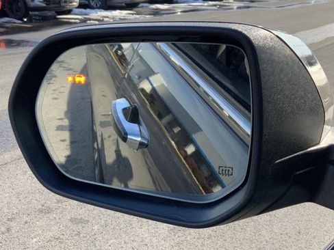 New 2026 GMC Acadia Denali Ultimate w/ LPO, Floor Liner Package image 25