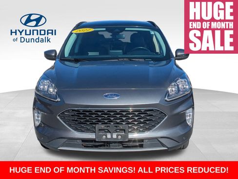 Used 2022 Ford Escape Titanium w/ Class II Trailer Tow Package image 12