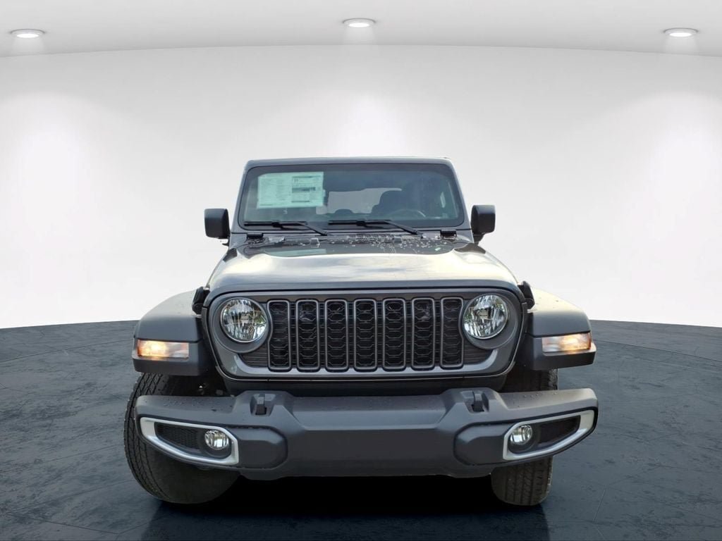 New 2026 Jeep Gladiator Sport AWD/4WD image 4