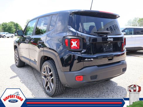 Used 2021 Jeep Renegade Sport AWD/4WD image 3