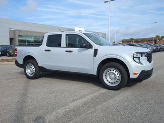 Used 2025 Ford Maverick XL w/ Equipment Group 101A video 2