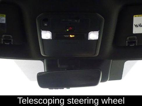 Used 2025 Toyota Tundra Limited image 27