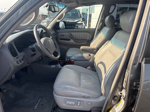 Used 2005 Toyota Sequoia Limited AWD/4WD image 12