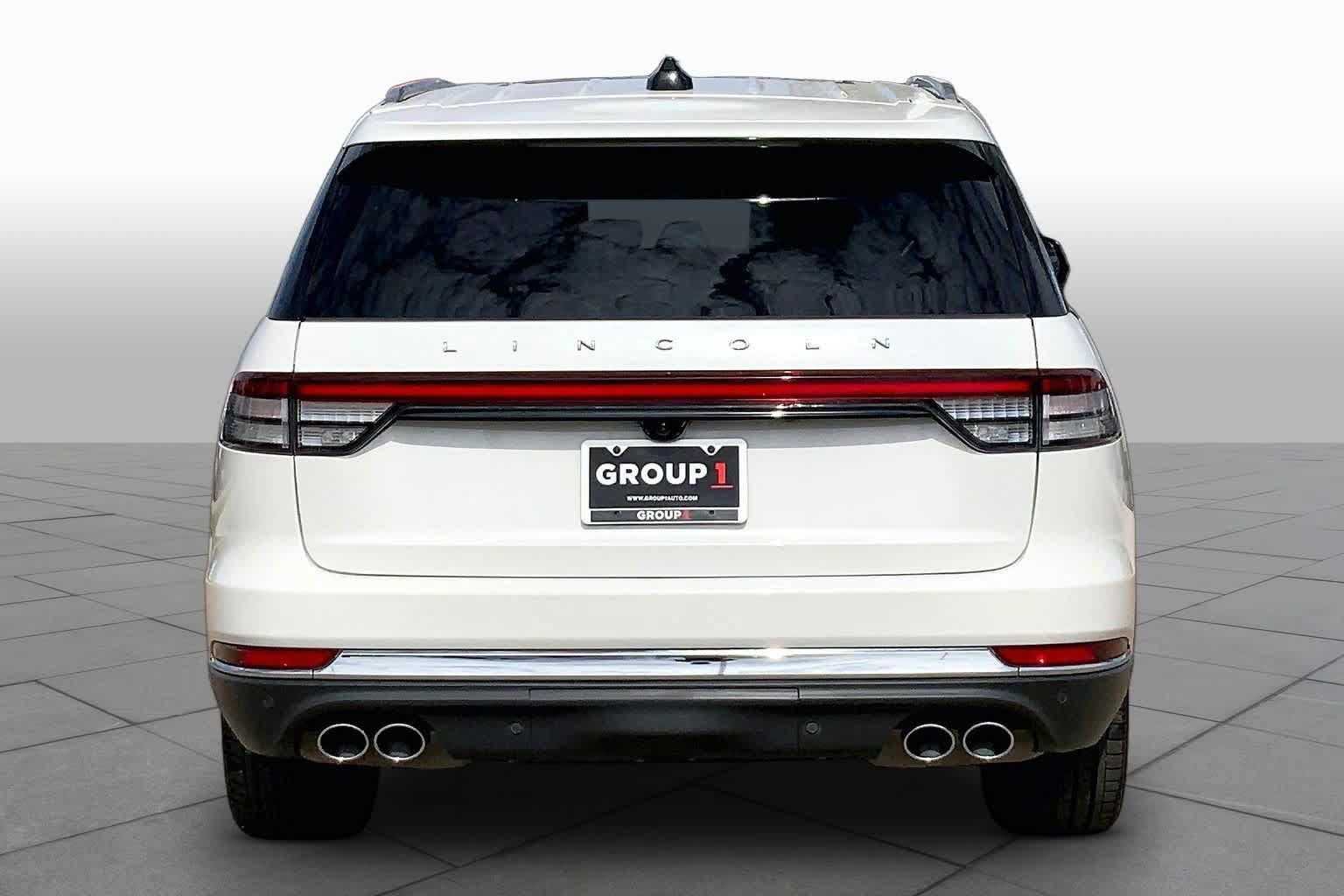 Certified 2025 Lincoln Aviator Reserve w/ Equipment Group 201A AWD/4WD image 5