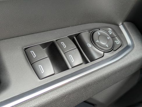 New 2026 Chevrolet Silverado 1500 LT image 13