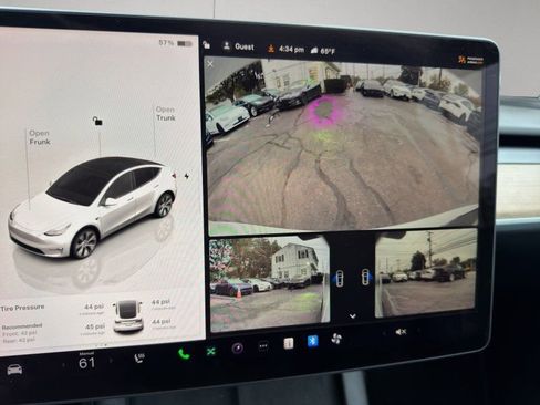 Used 2023 Tesla Model Y AWD image 17