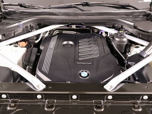 Used 2021 BMW X5 xDrive40i w/ Premium Package 2 image 22