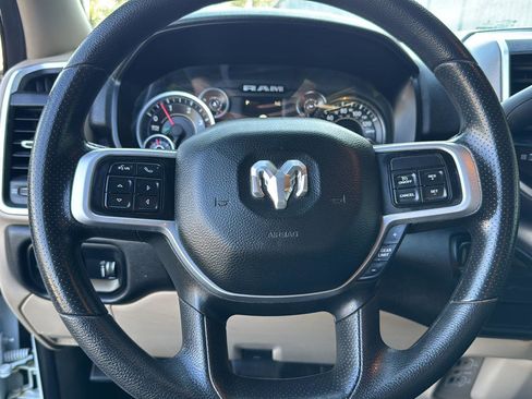 Used 2022 RAM 2500 Big Horn image 17