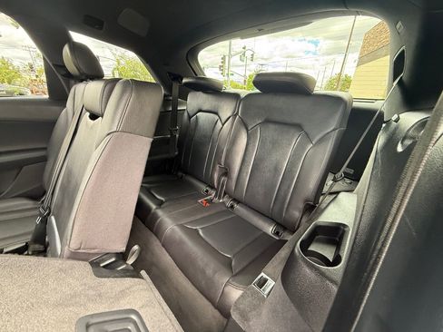 Used 2017 Audi Q7 3.0T Prestige AWD/4WD image 16