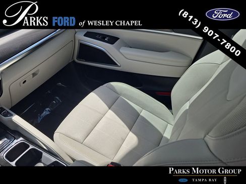 Used 2022 Kia Telluride EX w/ EX Premium Package AWD/4WD image 14