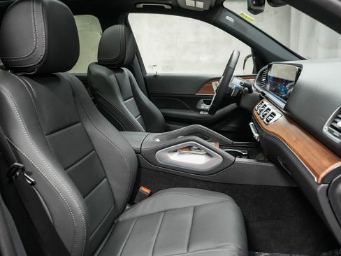 Certified 2025 Mercedes-Benz GLE 450 4MATIC image 16