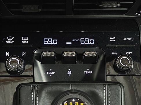 Certified 2025 Porsche 911 GT3 image 19