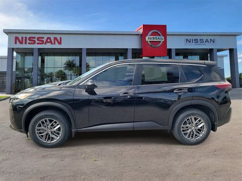 Used 2021 Nissan Rogue S image 7