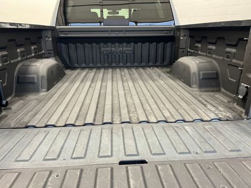 Used 2021 GMC Sierra 1500 SLT image 18