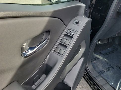 Used 2024 Nissan Frontier SL w/ Technology Package image 9