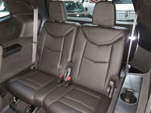 Used 2020 Cadillac XT6 Premium Luxury w/ LPO, Floor Liner Package FWD image 25