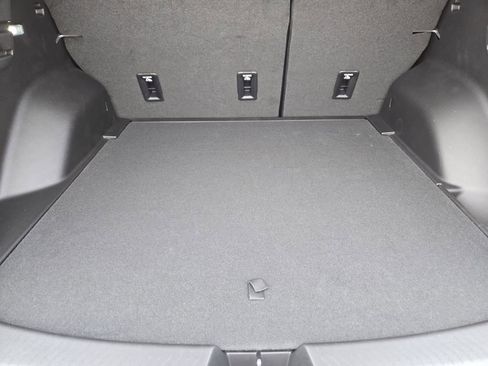 New 2026 Chevrolet Equinox EV LT AWD/4WD image 17