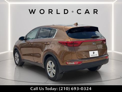 Used 2017 Kia Sportage LX FWD image 5