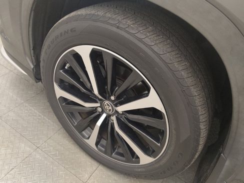 Used 2022 Toyota Highlander XSE image 31