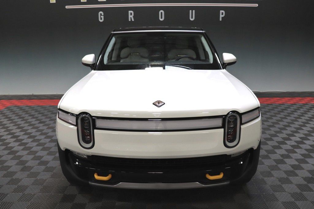 Used 2023 Rivian R1S Adventure Quad AWD/4WD image 12