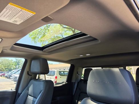 Used 2019 GMC Sierra 1500 Denali w/ Denali Ultimate Package AWD/4WD image 34