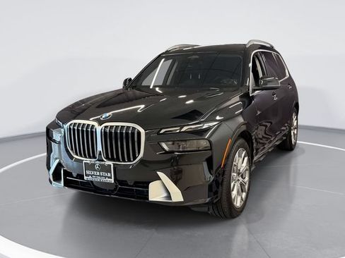 Used 2025 BMW X7 xDrive40i AWD/4WD image 1