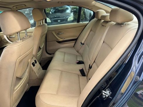 Used 2009 BMW 328i Sedan RWD image 18