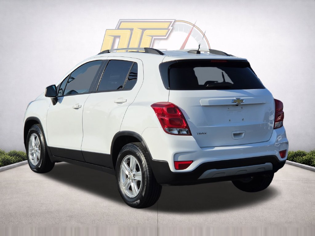 Used 2022 Chevrolet Trax LT w/ LT Convenience Package FWD image 7