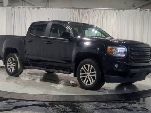Used 2016 GMC Canyon SLE w/ Nightfall Edition image 3