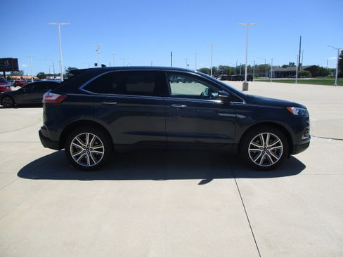 Used 2024 Ford Edge Titanium AWD/4WD image 7