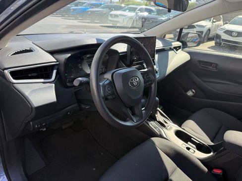 Used 2023 Toyota Corolla LE w/ Carpet Mat Package (TMS) image 9